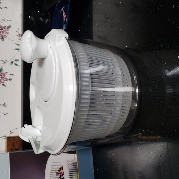 NIB Essential Home Salad Soinner - Picture 4 of 5